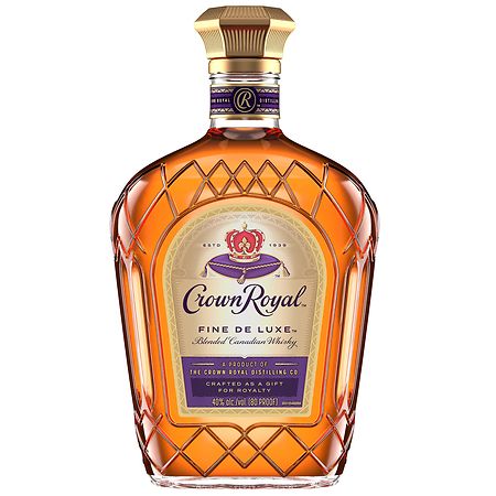 Crown Royal Fine Deluxe Blended Canadian Whisky Special Pack, 750 mL (80 PF)