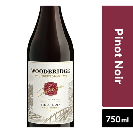 Woodbridge by Robert Mondavi Pinot Noir, Red Wine, 750 mL Bottle